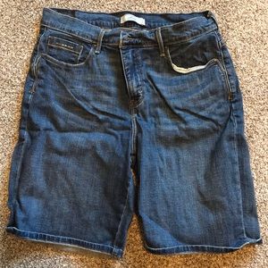 Levi’s Bermuda shorts